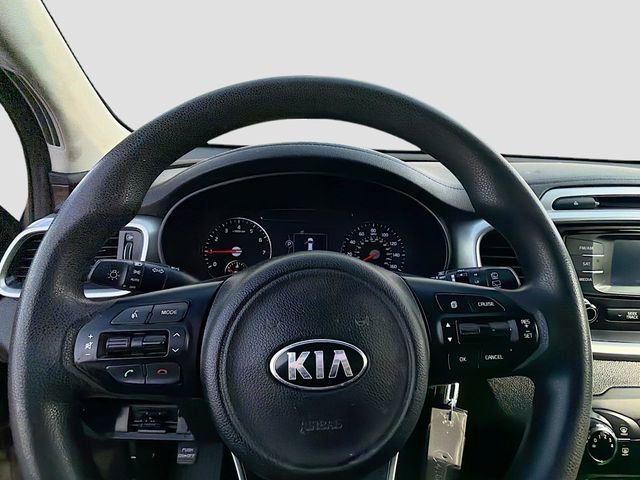 Used 2016 Kia Sorento LX image 11
