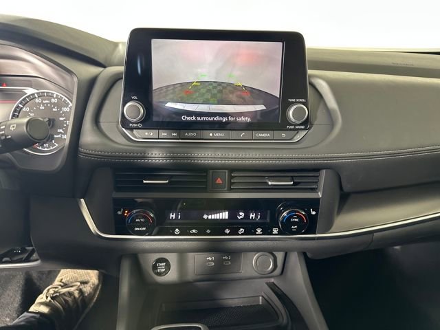 Certified 2026 Nissan Rogue SV w/ Cold Weather Package image 22