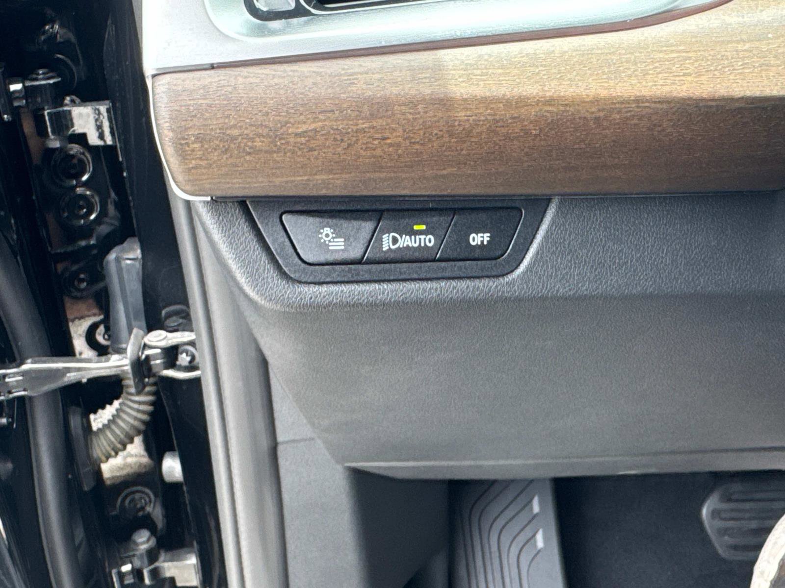 Certified 2025 BMW X1 xDrive28i w/ Technology Package image 28