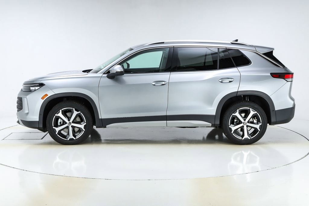 New 2026 Volkswagen Tiguan SE image 40