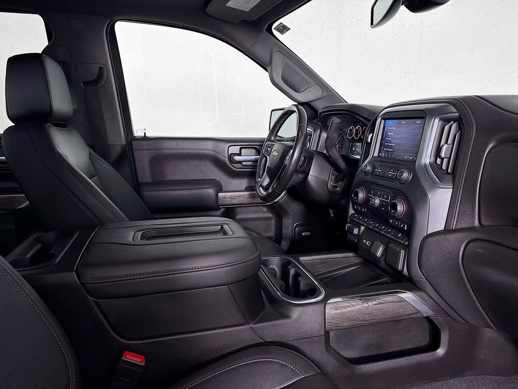 Used 2021 Chevrolet Silverado 1500 LTZ w/ LTZ Premium Package AWD/4WD image 39