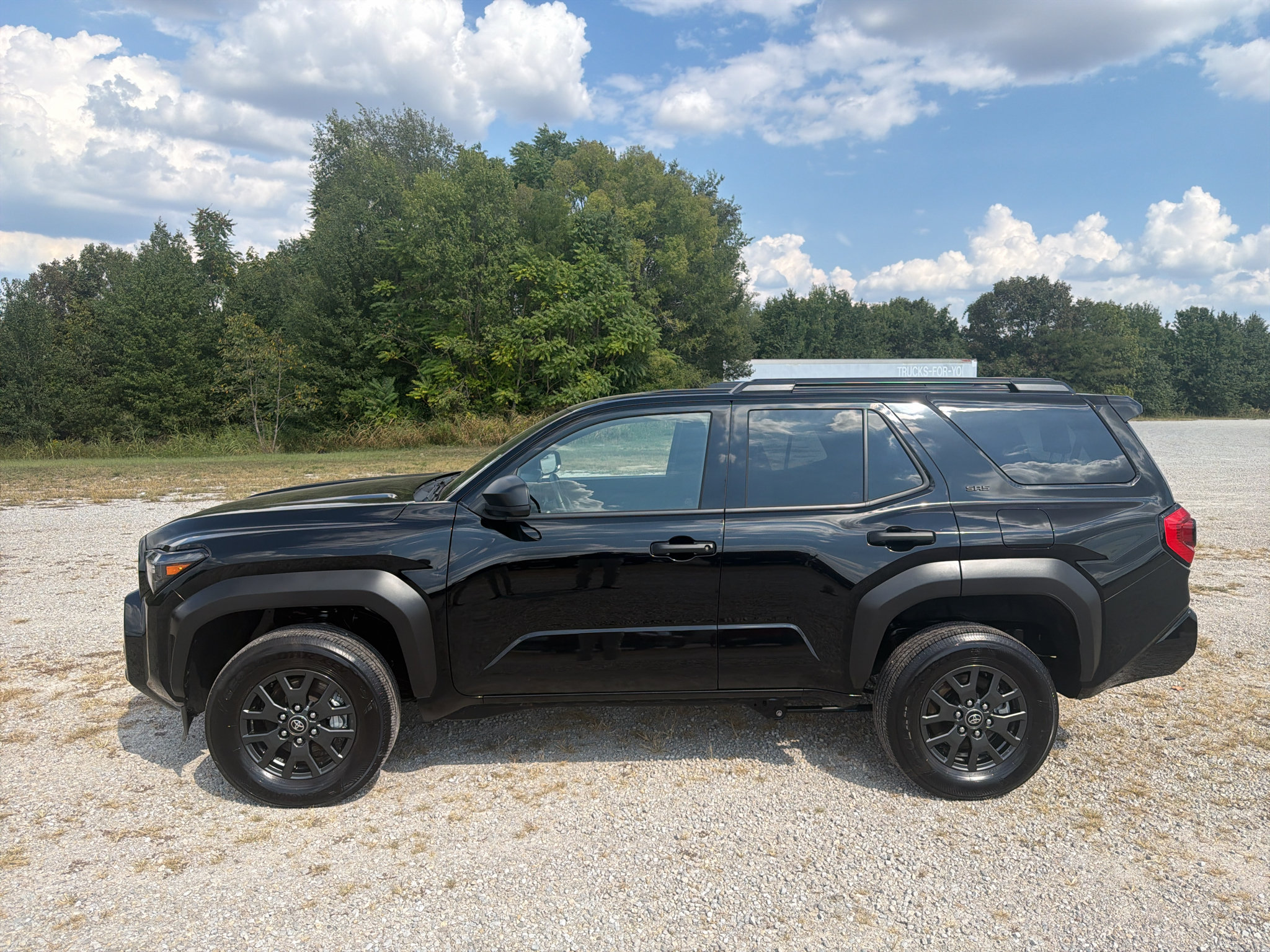 Used 2026 Toyota 4Runner SR5 AWD/4WD image 5