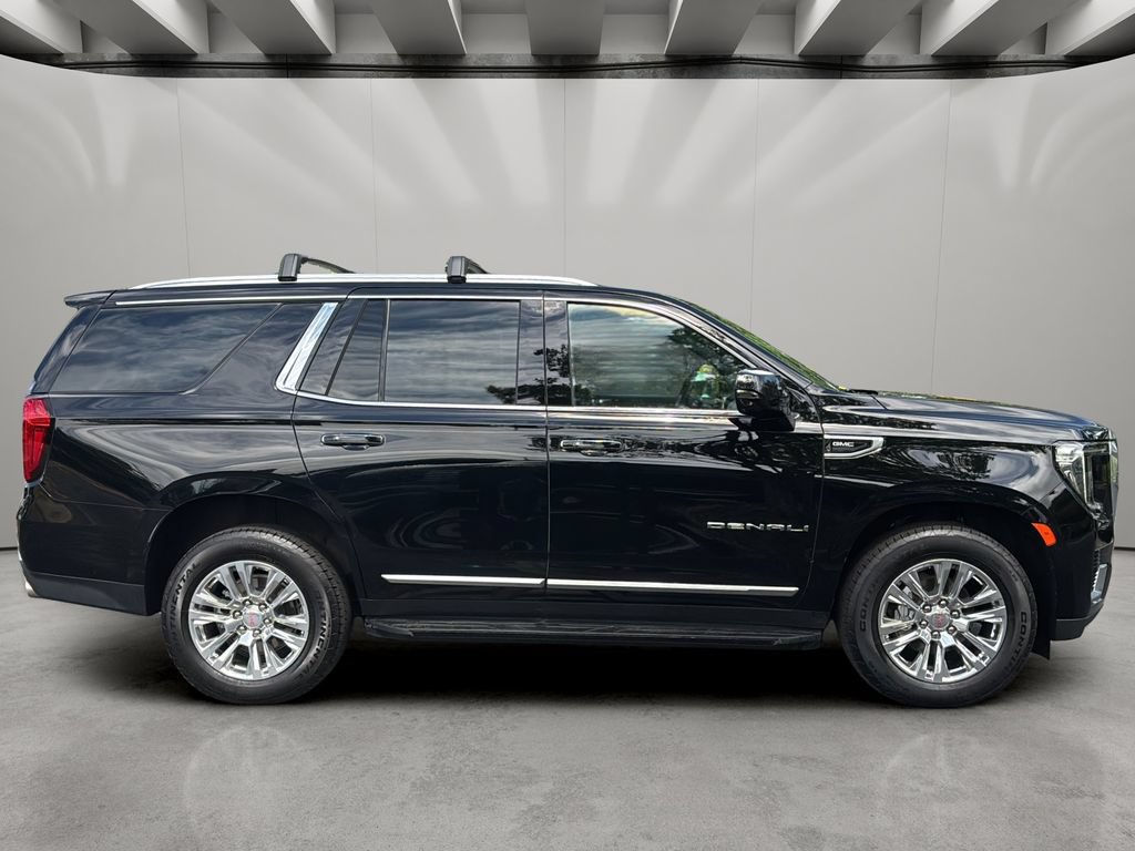 Used 2024 GMC Yukon Denali AWD/4WD image 6
