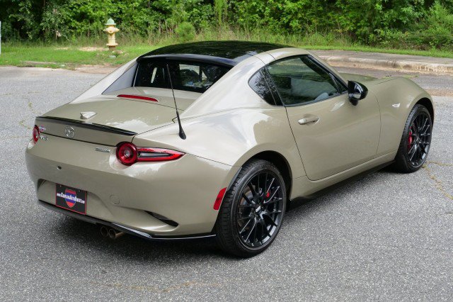 Used 2024 MAZDA MX-5 Miata RF Club w/ Weather Package RWD image 9