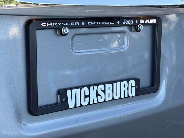 Used 2024 GMC Terrain SLE image 33