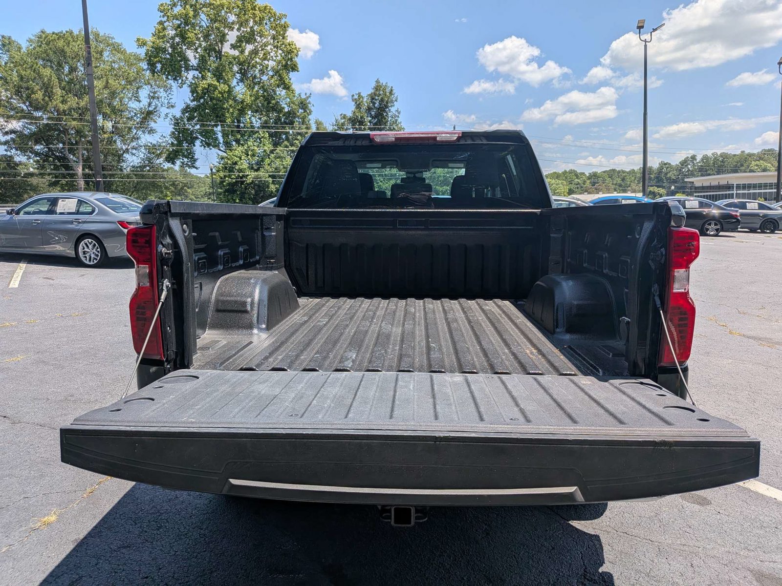 Used 2025 Chevrolet Silverado 1500 LT AWD/4WD image 6