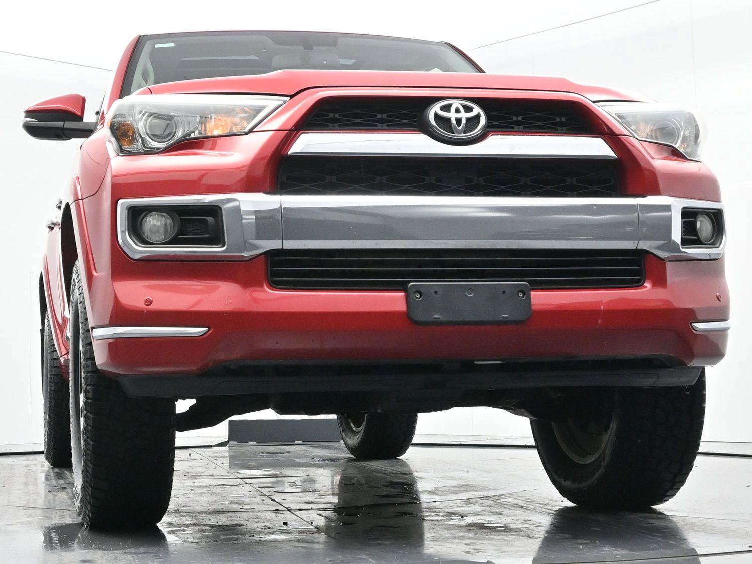 Used 2014 Toyota 4Runner Limited image 48