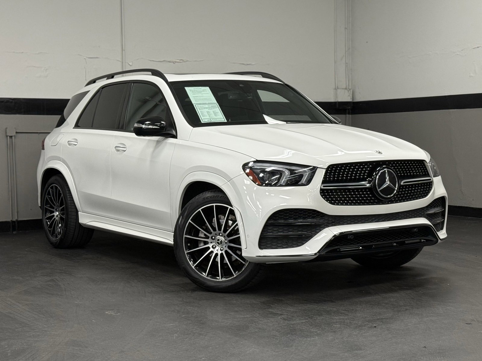 Certified 2021 Mercedes-Benz GLE 350 4MATIC image 2