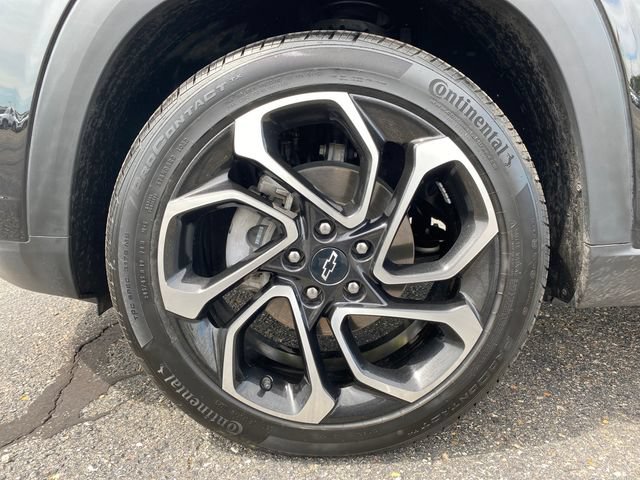 Used 2024 Chevrolet Trax RS w/ Sunroof Package FWD image 23