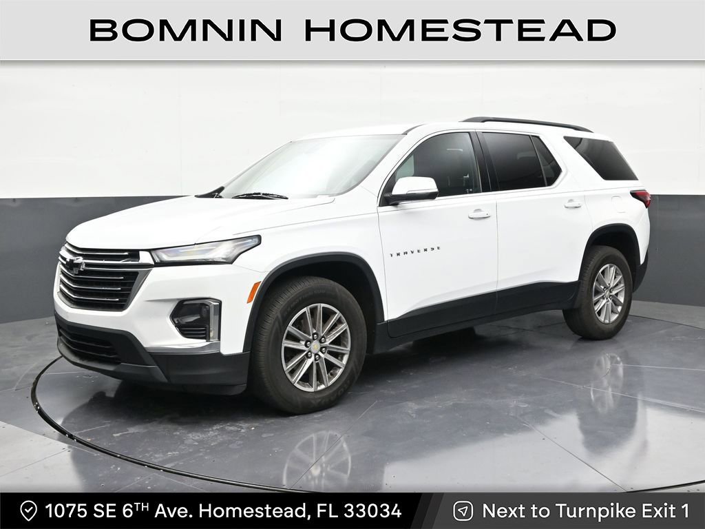 Used 2022 Chevrolet Traverse LT image 1