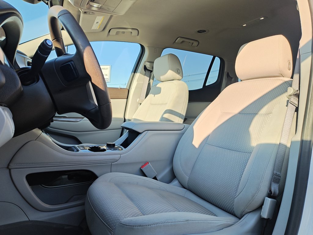 Used 2023 GMC Acadia SLE w/ Driver Convenience Package FWD image 13