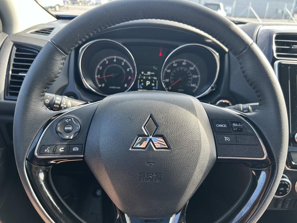 Used 2024 Mitsubishi Outlander Sport SE AWD/4WD image 27