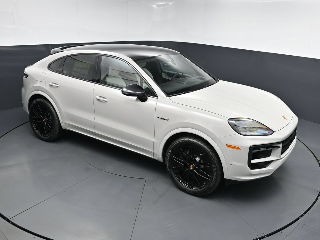 New 2026 Porsche Cayenne E-Hybrid Coupe AWD/4WD image 21