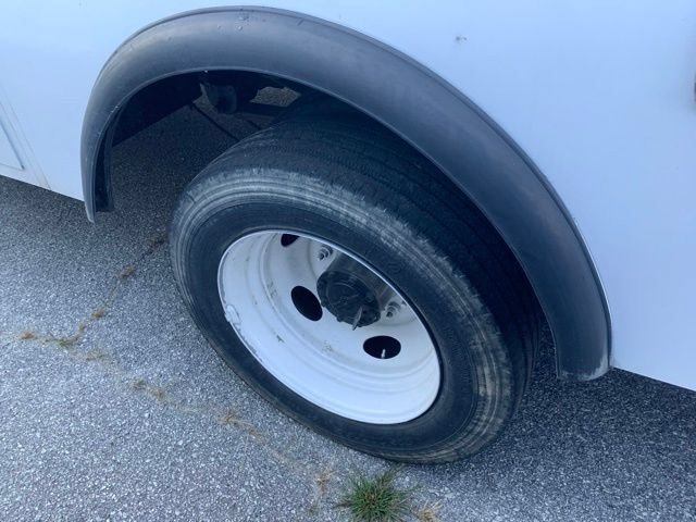 Used 2019 Ford F550 4x4 Regular Cab Super Duty image 8