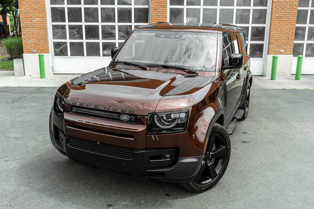 Used 2023 Land Rover Defender 130 First Edition AWD/4WD image 2