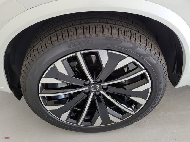 New 2026 Volvo XC90 B6 Ultra w/ Protection Package AWD/4WD image 6
