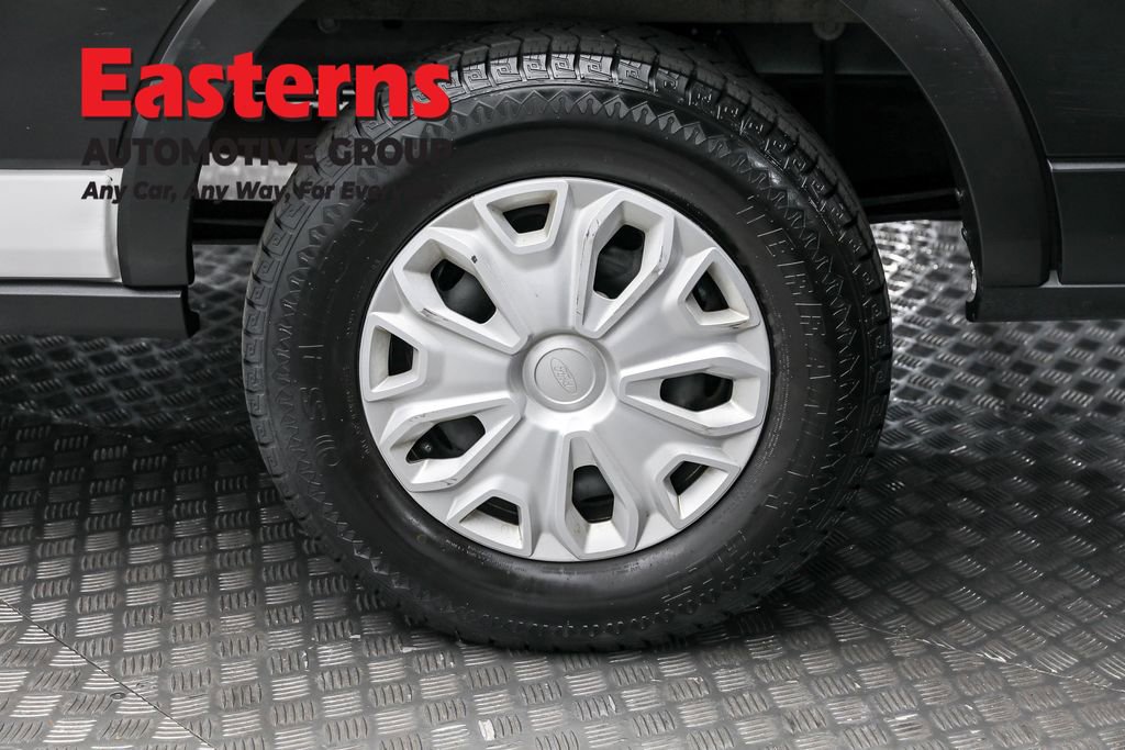 Used 2023 Ford Transit 350 XLT image 8