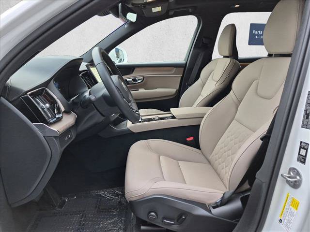 Used 2026 Volvo XC90 T8 Plus w/ Protection Package Premier AWD/4WD image 16