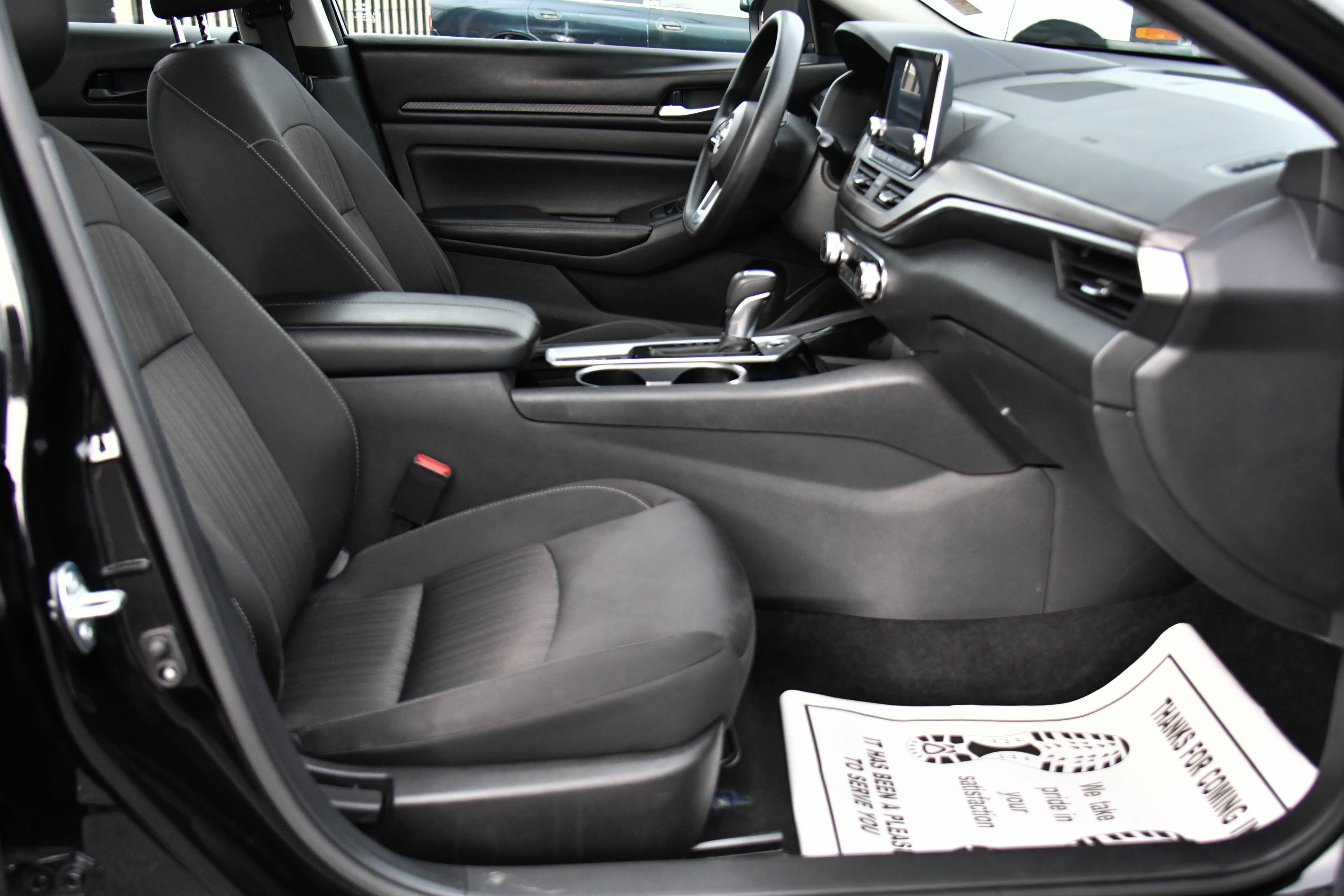 Used 2024 Nissan Altima 2.5 SV image 41