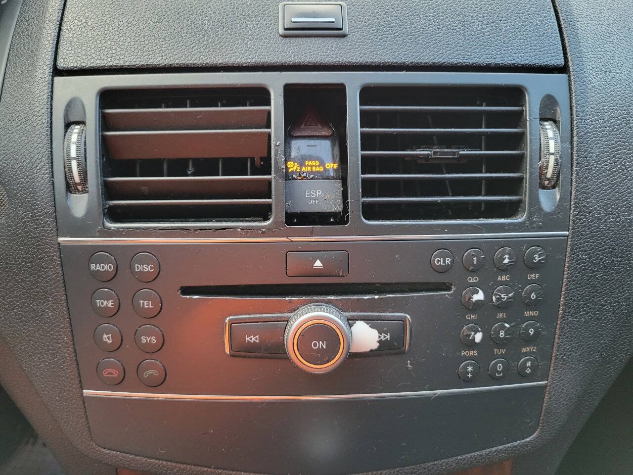Used 2009 Mercedes-Benz C 300 Sedan image 16