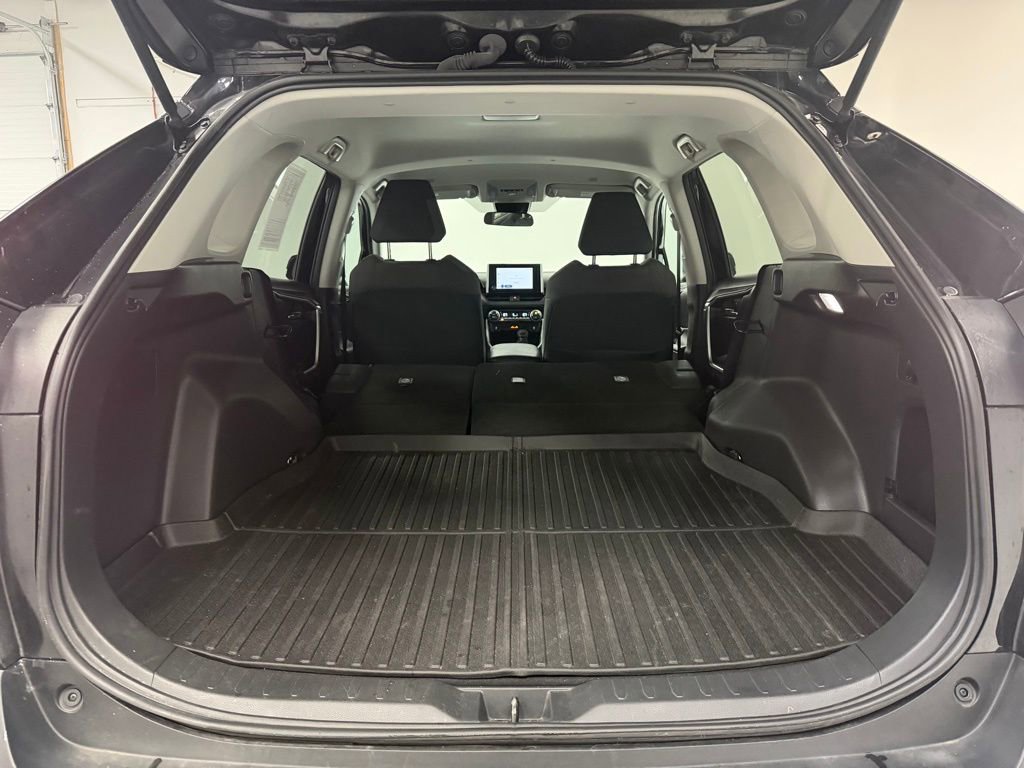 Used 2024 Toyota RAV4 XLE image 27