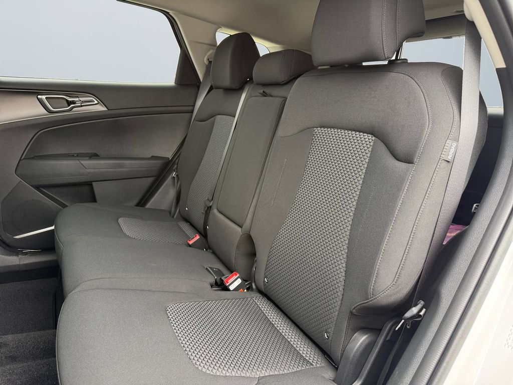 New 2026 Kia Sportage LX w/ LX Convenience Package AWD/4WD image 13