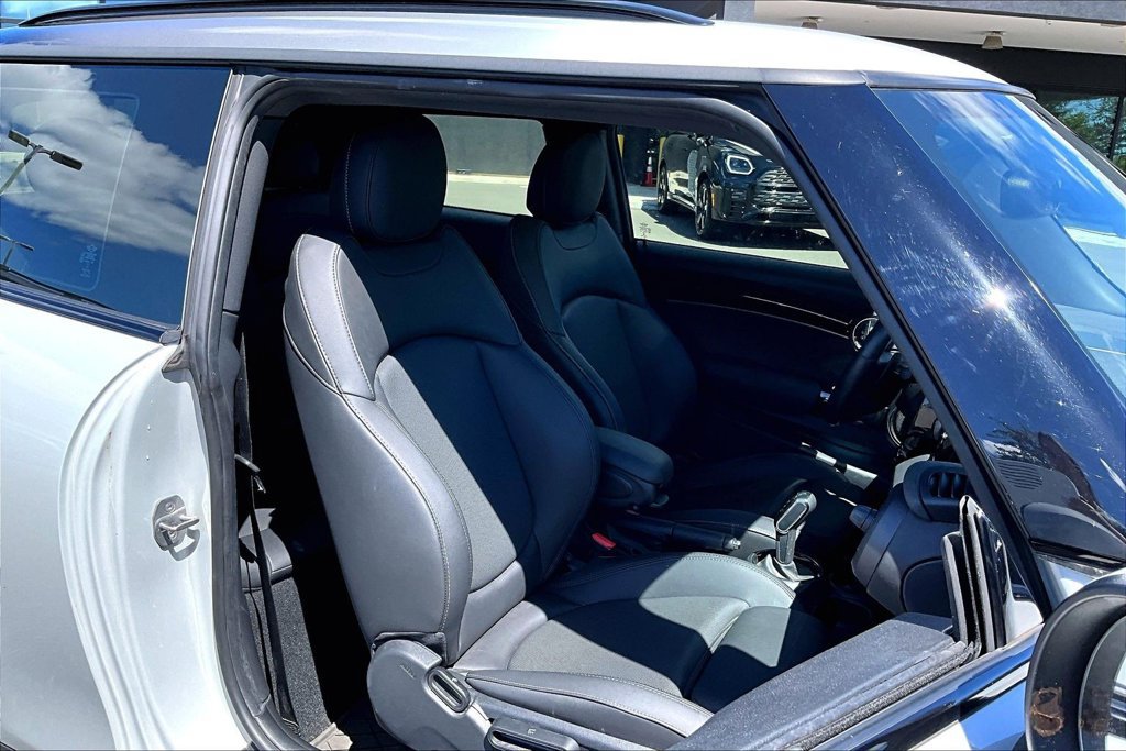 Used 2023 MINI Cooper S FWD image 8