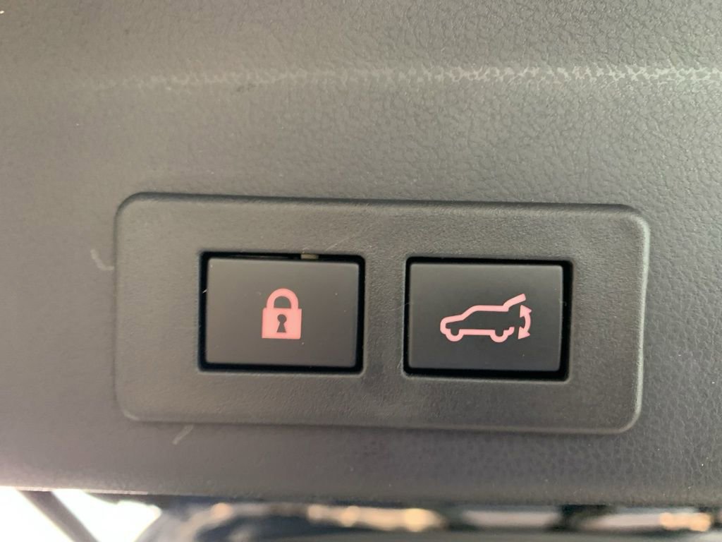 Certified 2025 Subaru Ascent Premium image 19