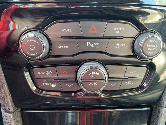 Used 2023 Chrysler 300 S image 18