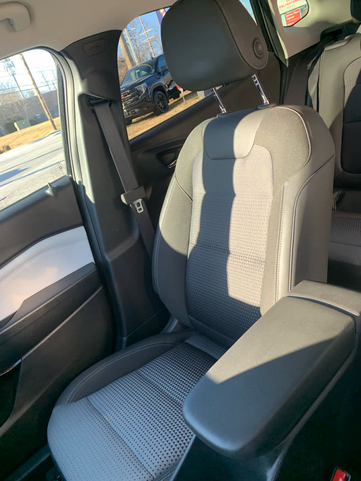 Used 2025 Chevrolet Trax LT w/ Driver Confidence Package image 20