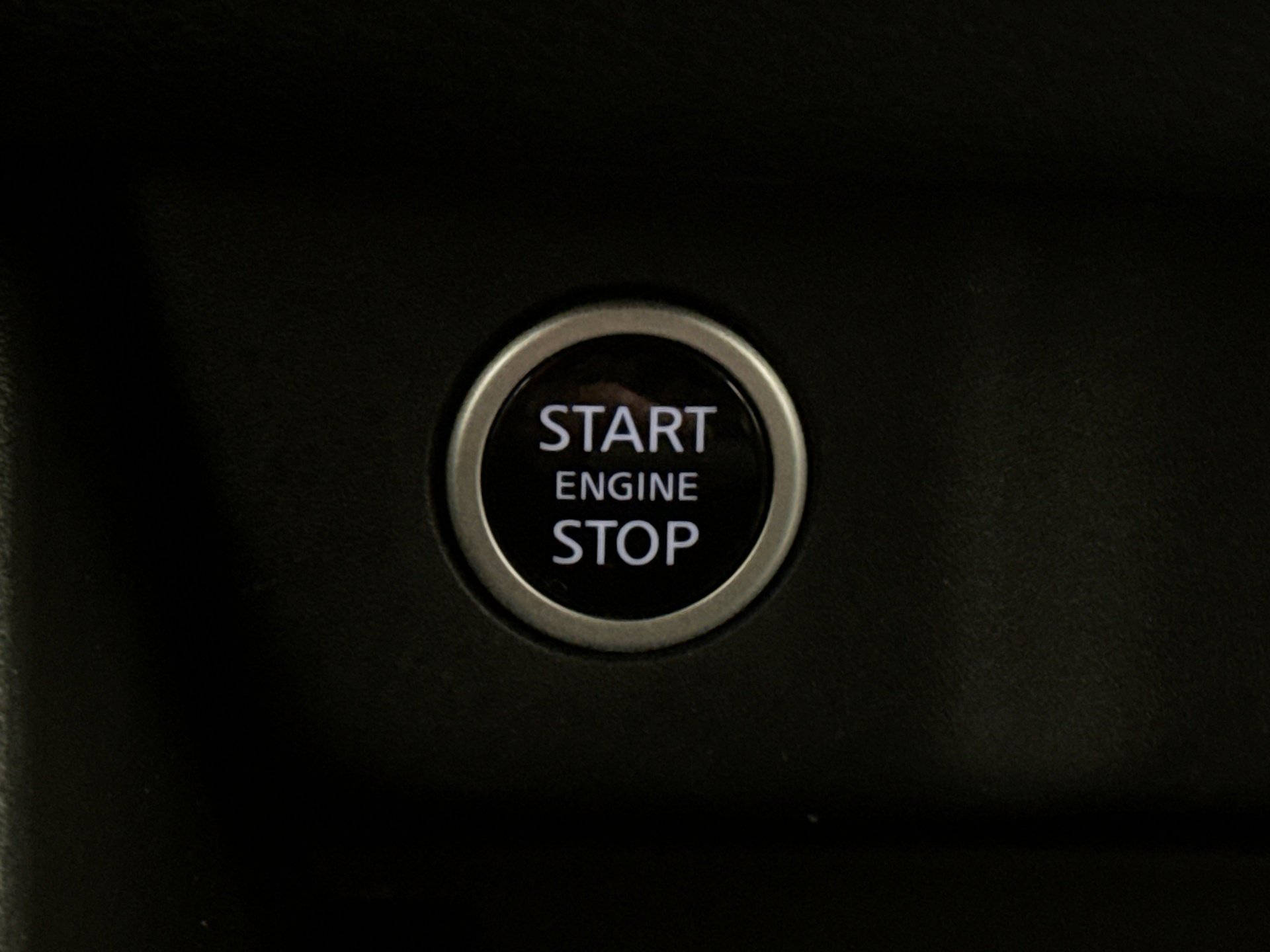 Used 2023 Nissan Rogue SV image 18