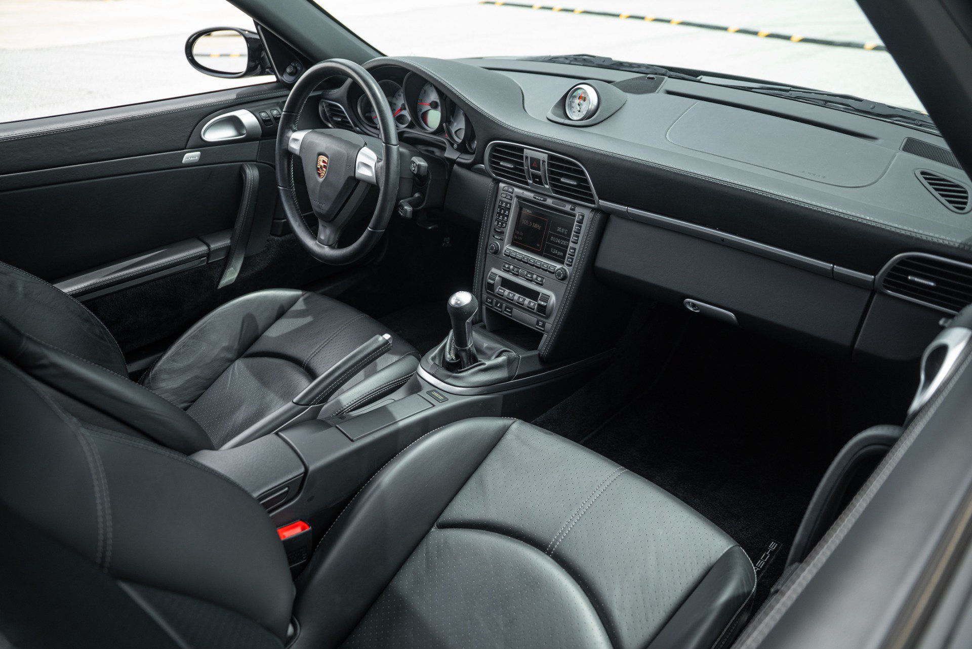 Used 2006 Porsche 911 Carrera S RWD image 12