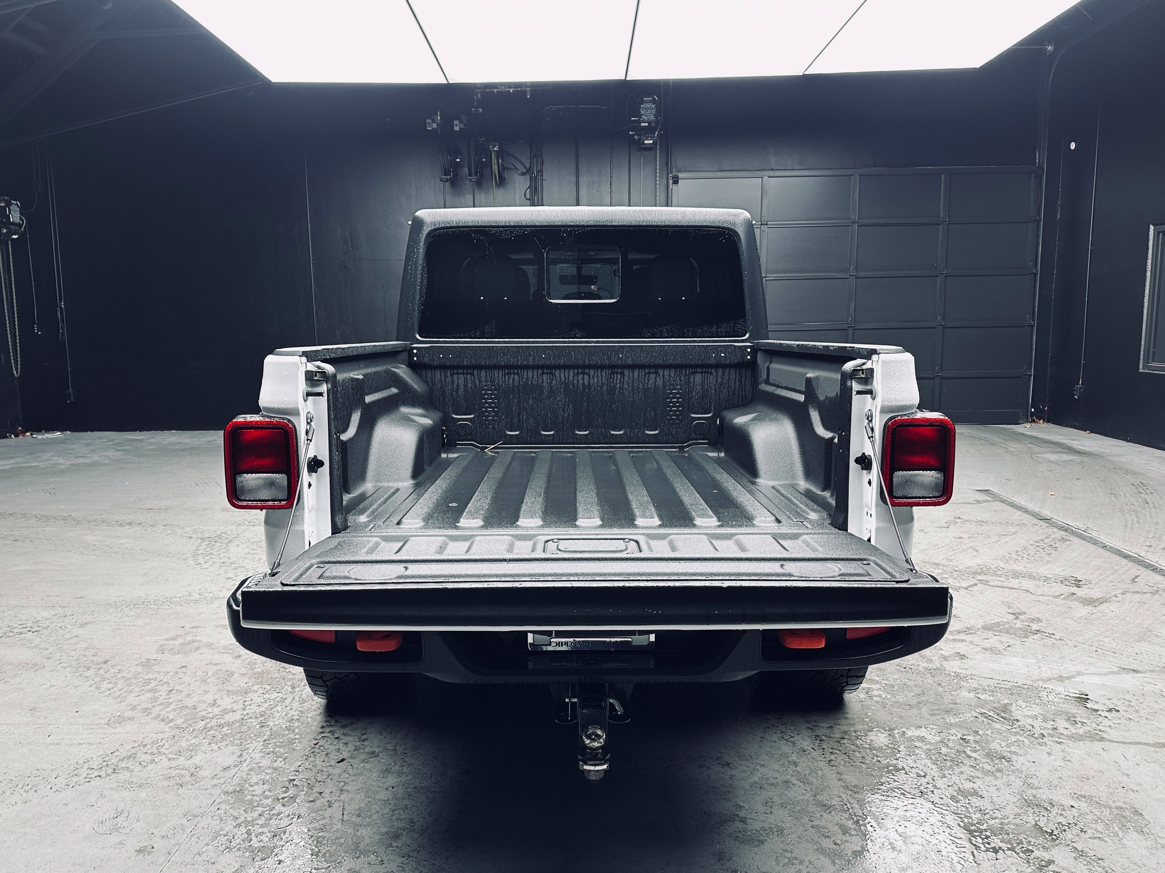 Used 2023 Jeep Gladiator Mojave w/ Cold Weather Group AWD/4WD image 36