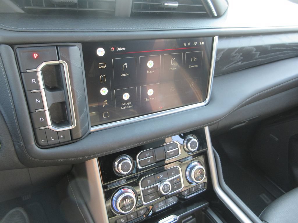 Certified 2022 GMC Yukon Denali w/ Denali Premium Package AWD/4WD image 31