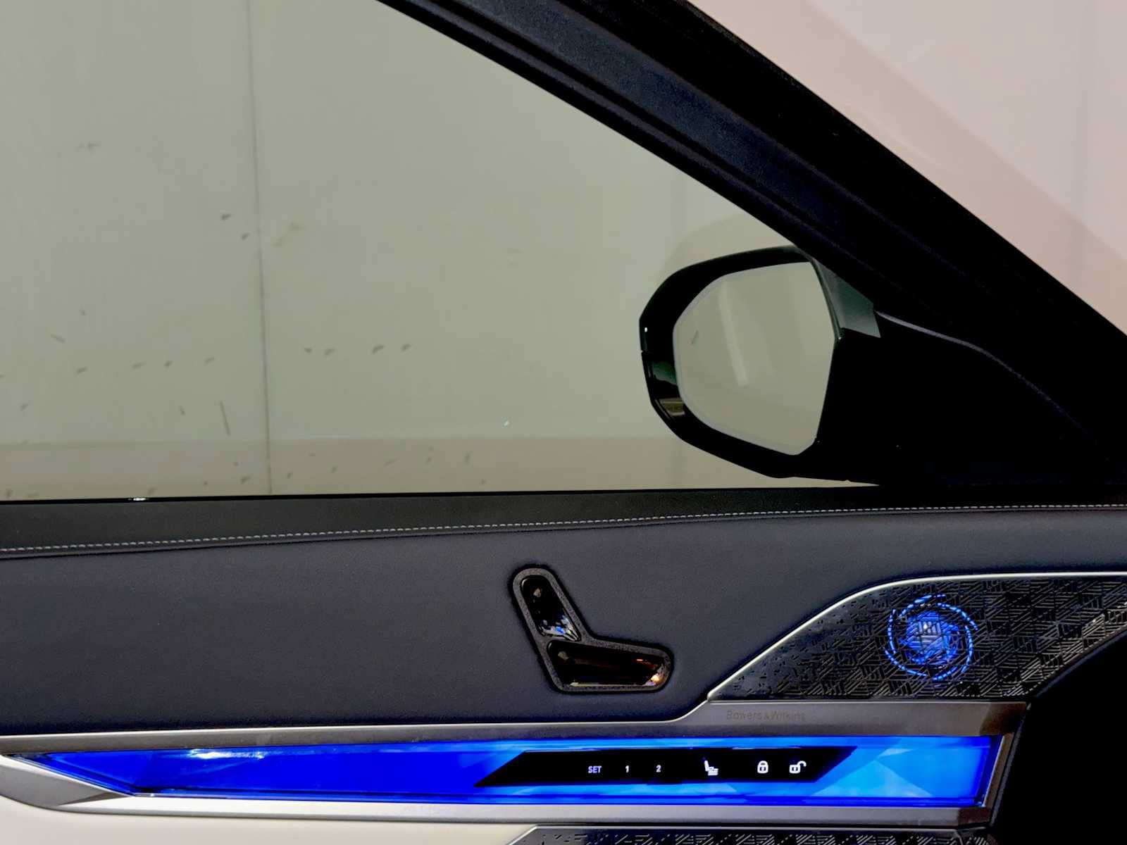 Used 2026 BMW i7 xDrive60 AWD/4WD image 10