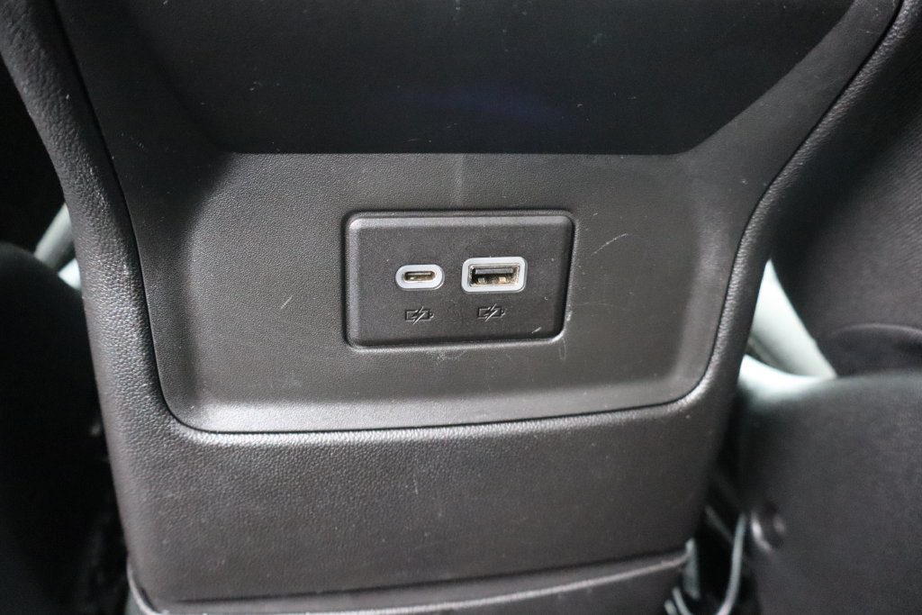 Used 2020 GMC Acadia SLE FWD image 22