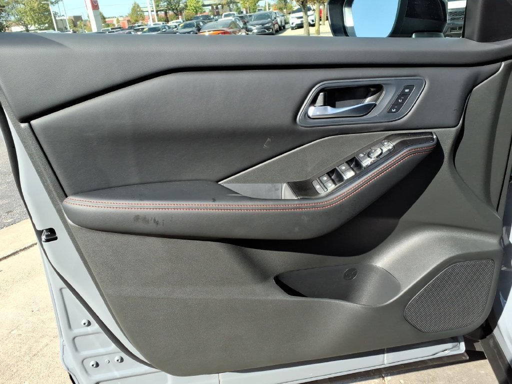 New 2027 Nissan Rogue SV w/ Rock Creek Premium Package AWD/4WD image 14