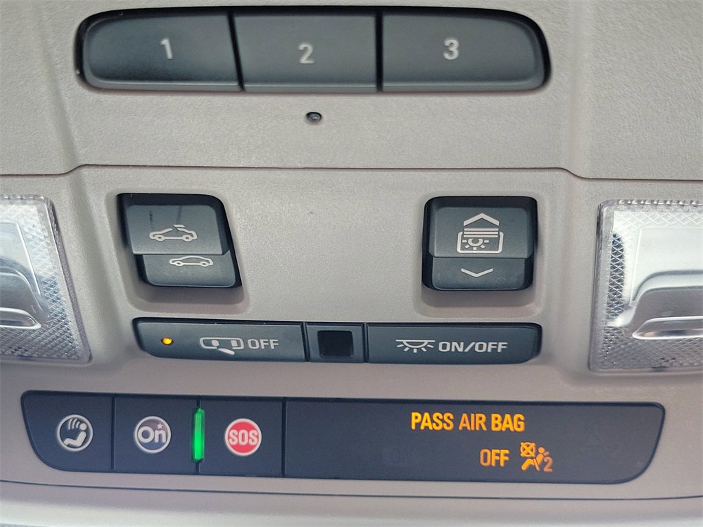 Used 2021 Chevrolet Equinox LT image 32