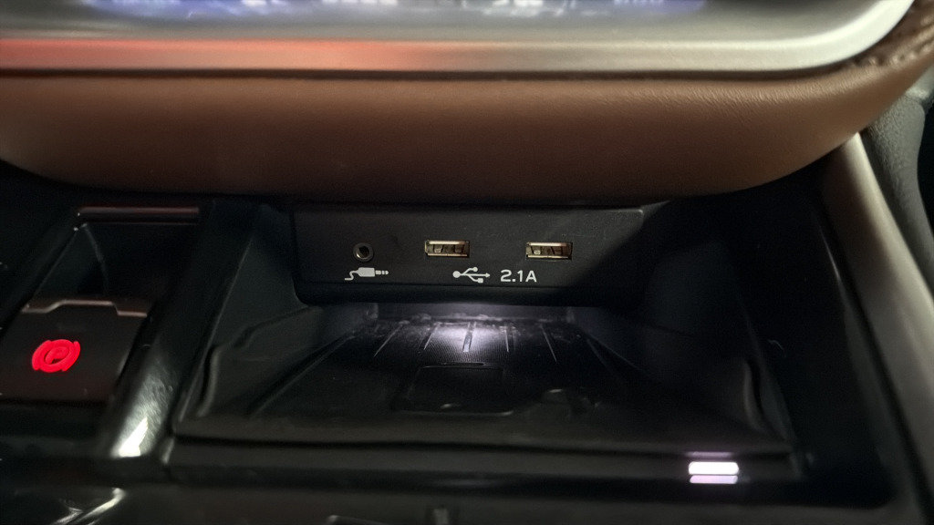 Used 2020 Subaru Outback Touring XT AWD/4WD image 31