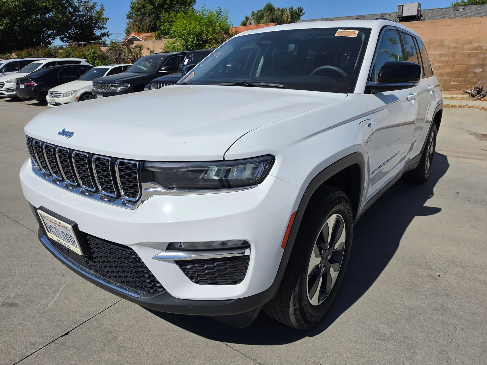Used 2023 Jeep Grand Cherokee 4WD 4xe w/ Luxury Tech Group II image 1