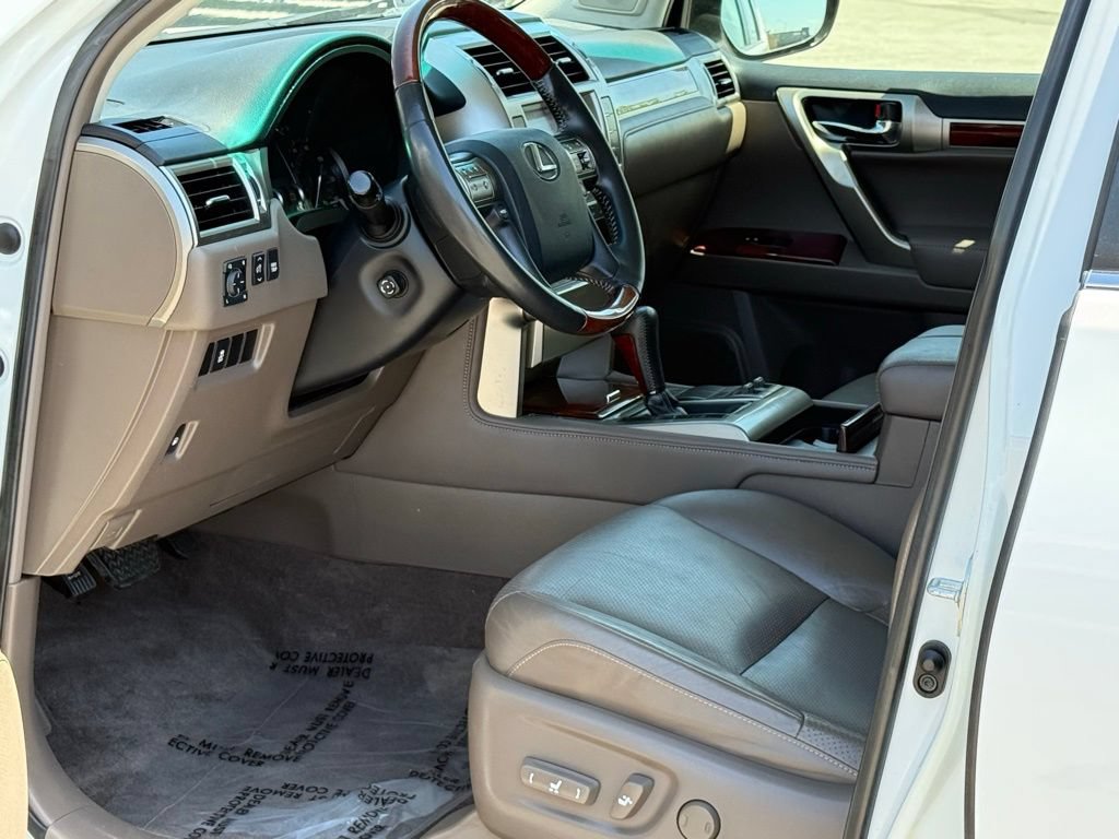 Used 2013 Lexus GX 460 w/ Comfort Plus Pkg AWD/4WD image 5