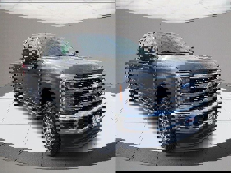 New 2026 Ford F350 Lariat image 2