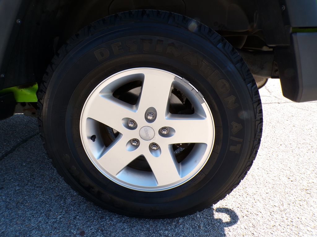 Used 2013 Jeep Wrangler Unlimited Sport image 7