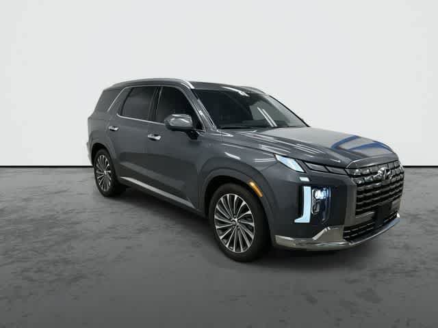Used 2024 Hyundai Palisade Calligraphy FWD image 5