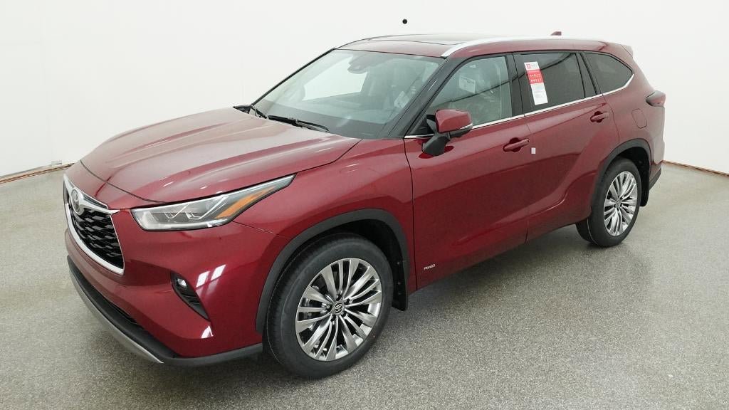 New 2026 Toyota Highlander Platinum