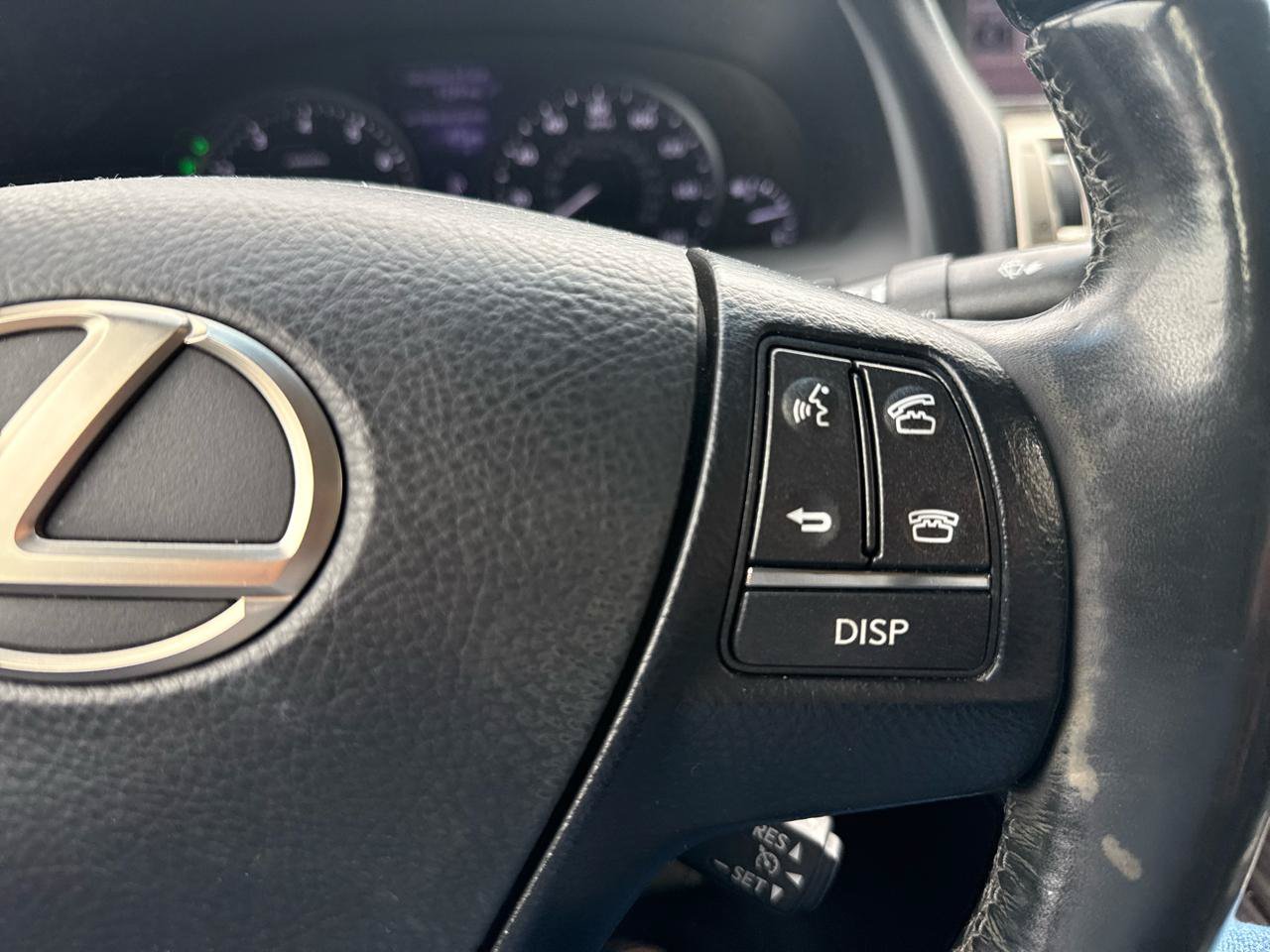 Used 2013 Lexus LS 460 AWD w/ Comfort Pkg image 25