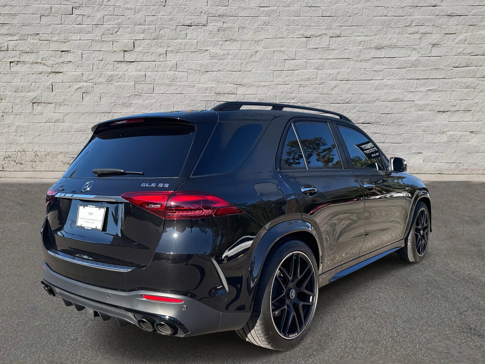 Used 2024 Mercedes-Benz GLE 53 AMG 4MATIC image 5