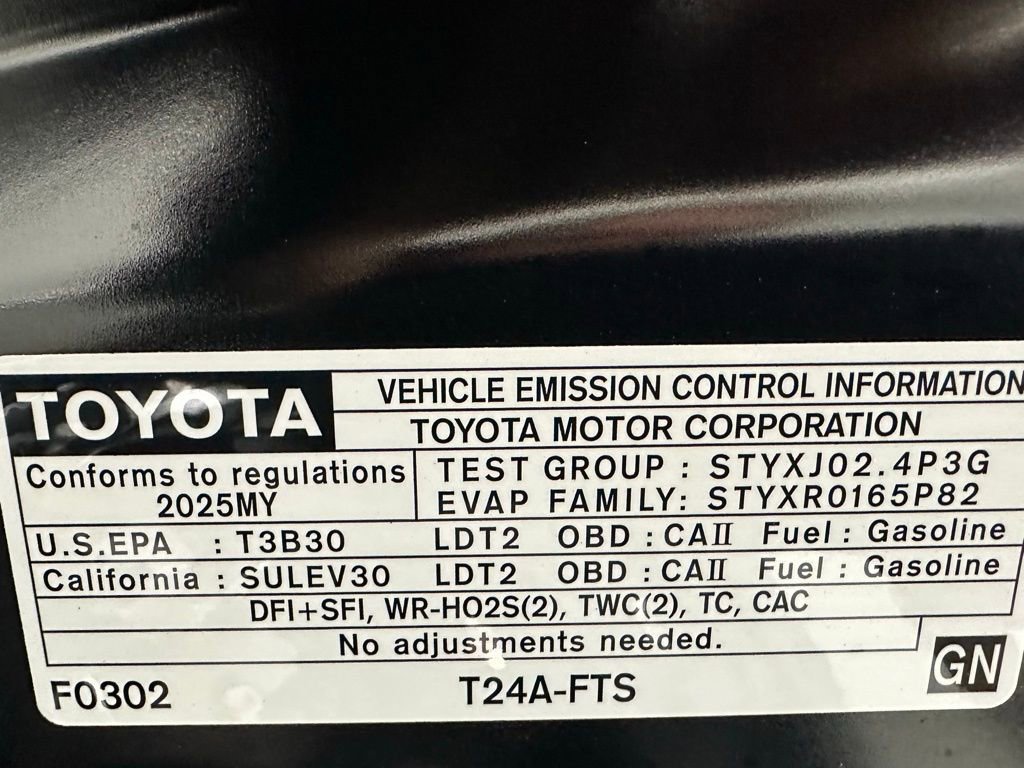 Used 2025 Toyota Highlander XLE image 75