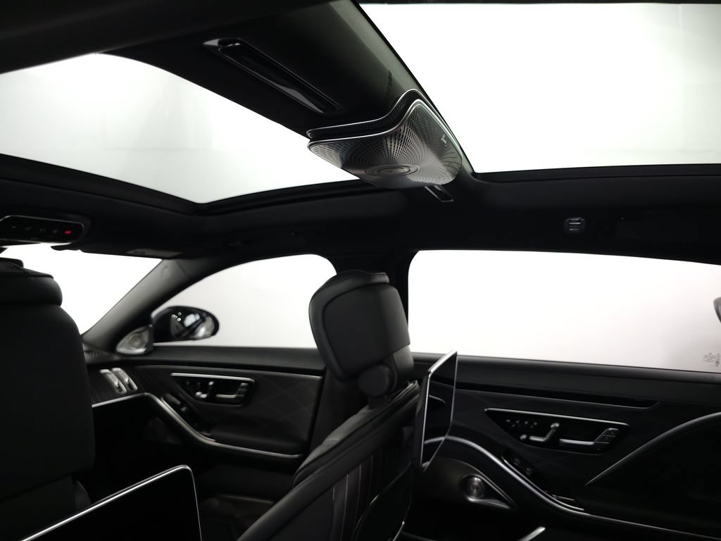 Certified 2024 Mercedes-Benz Maybach S 580 4MATIC image 27