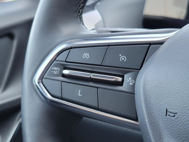 Used 2025 Chevrolet Equinox LT AWD/4WD image 17